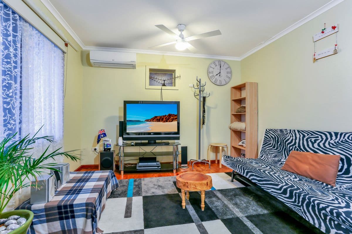15 Kennion Crescent, Para Hills West SA 5096, Para Hills West - Thumbnail 4