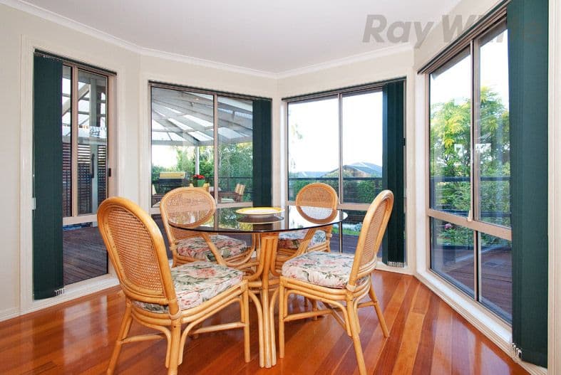 8 CLINTON Lane, Chirnside Park VIC 3116, Chirnside Park - Thumbnail 6