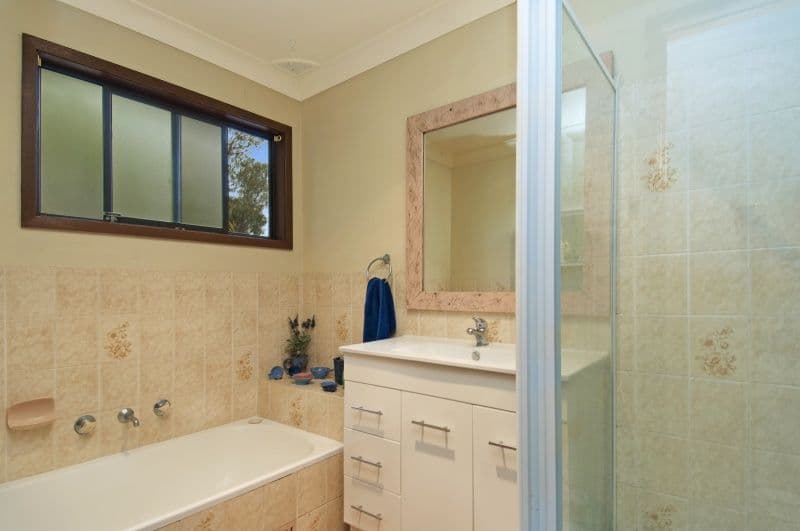 340 Lakedge Avenue, BERKELEY VALE NSW 2261, Berkeley Vale - Thumbnail 4