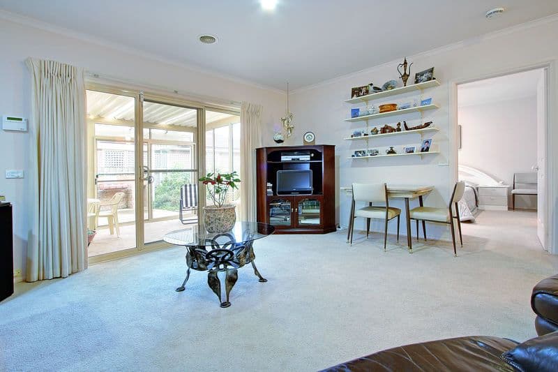 12  Waltham Drive, MORNINGTON VIC 3931, Mornington - Thumbnail 5