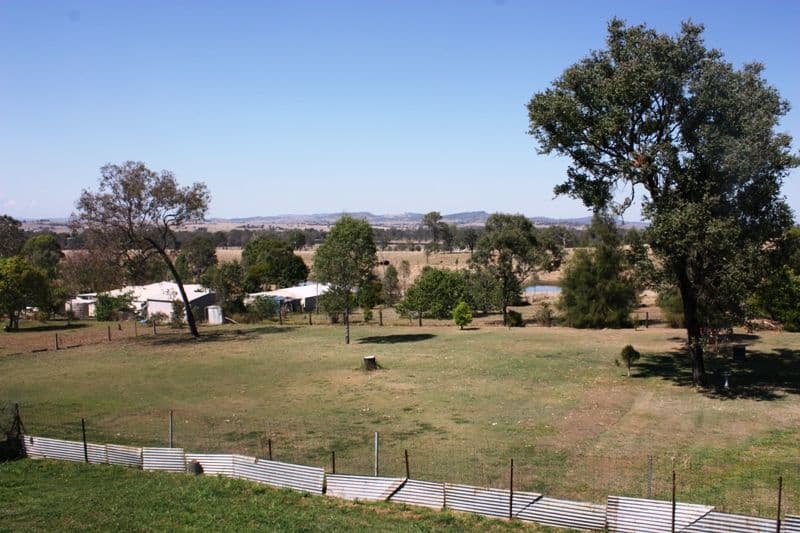 37 Pryce Street, Braemore QLD 4313, Braemore - Thumbnail 2
