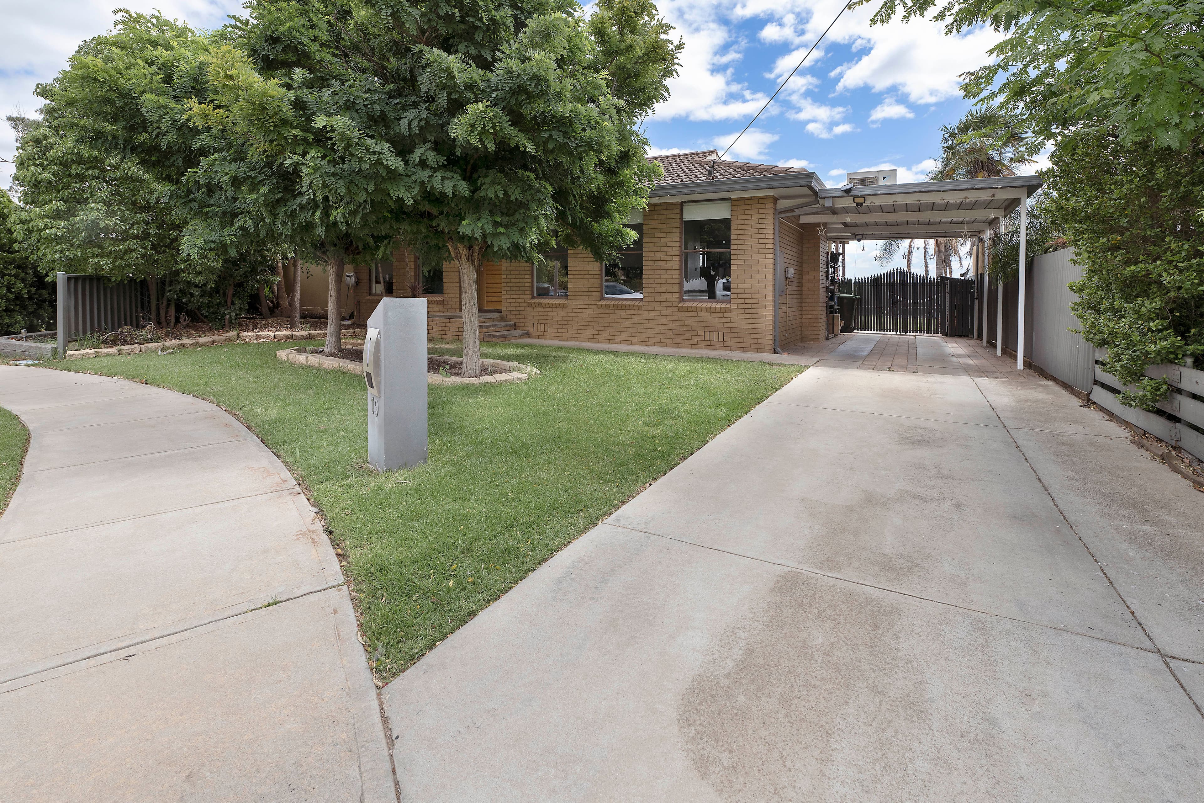 19 Mellor Grove, Swan Hill VIC 3585, Swan Hill - Image 1