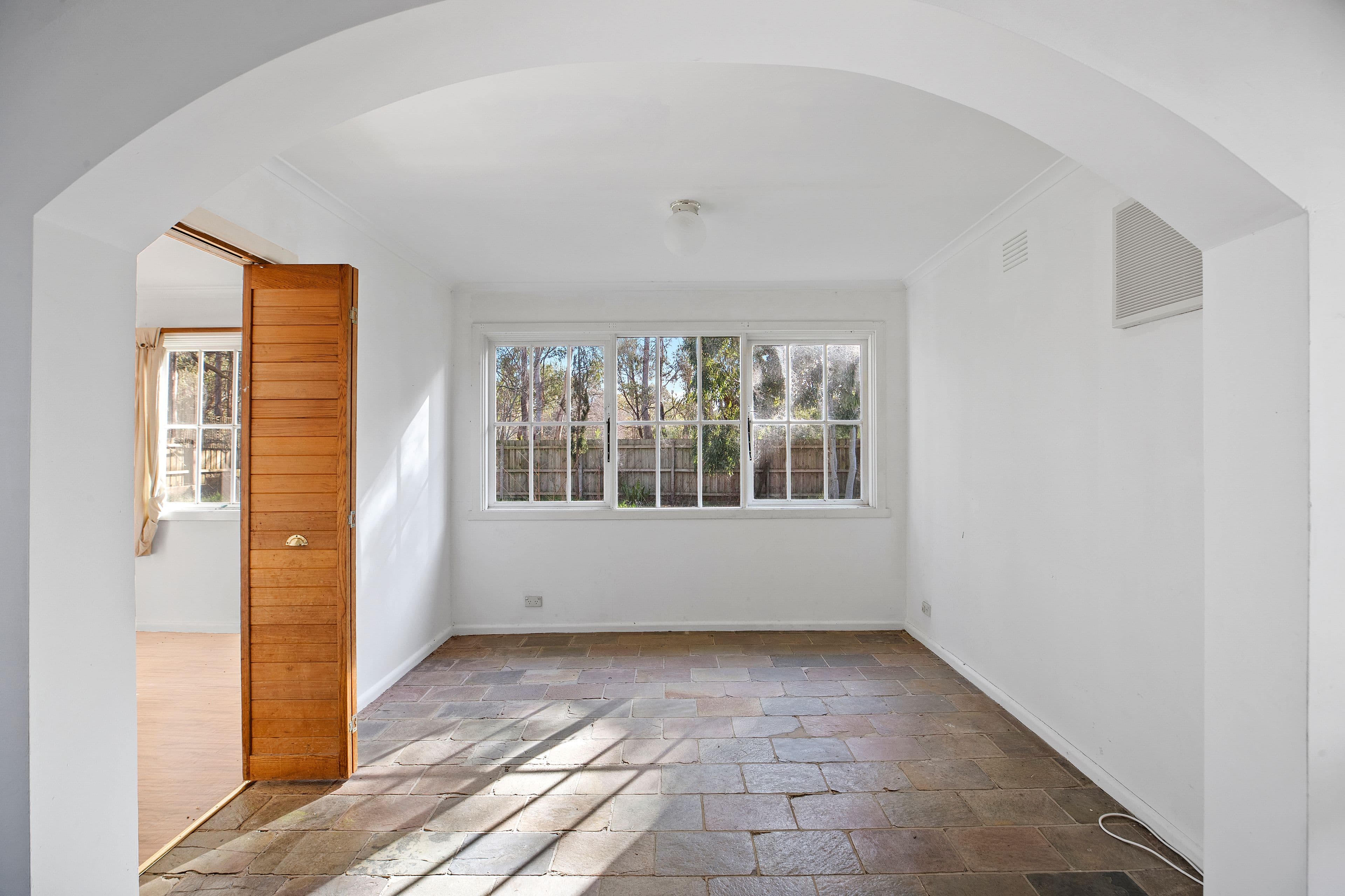 13 Neal Street, Bayswater VIC 3153, Bayswater - Thumbnail 5