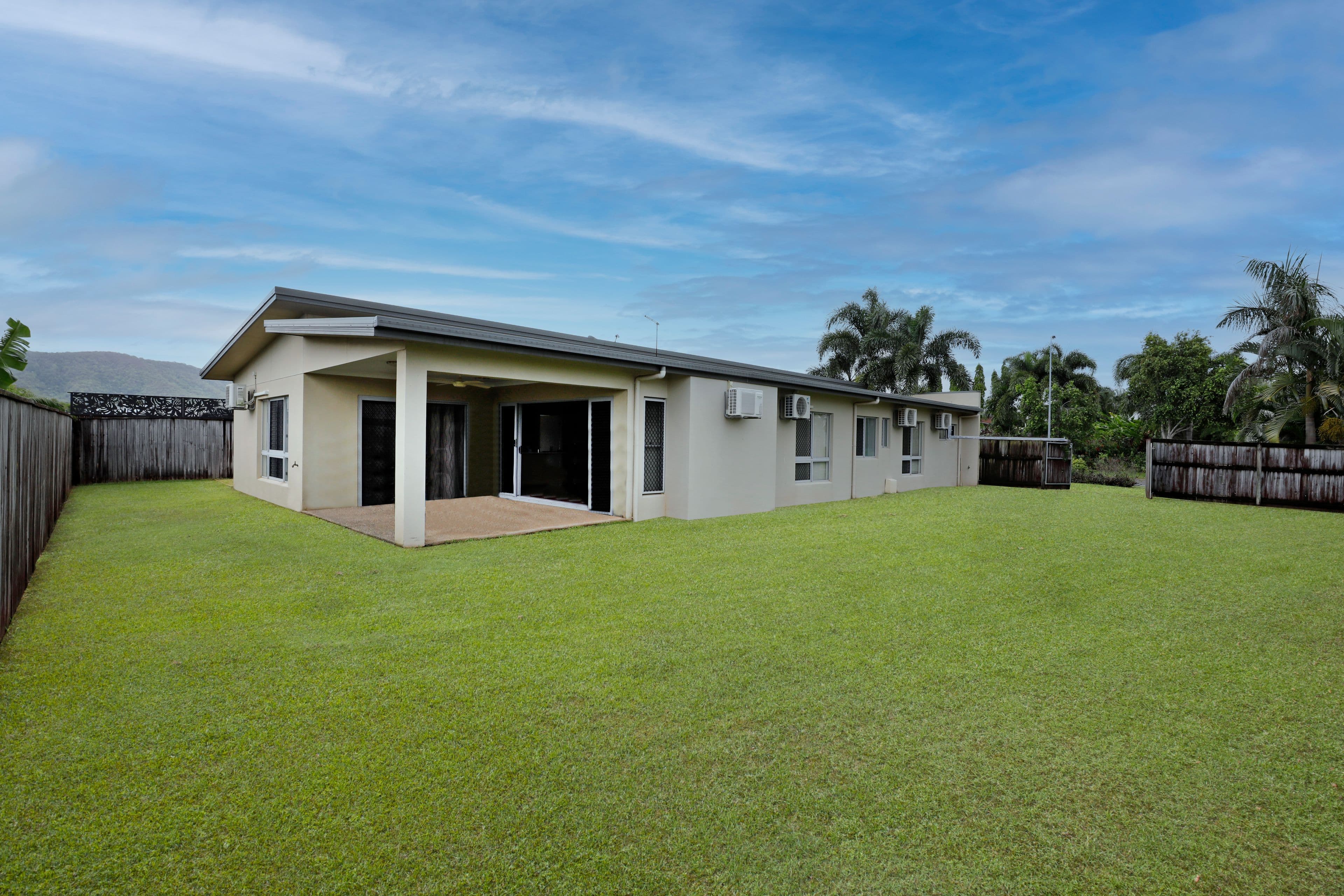 125 Roberts Drive, Trinity Beach QLD 4879, Trinity Beach - Thumbnail 2