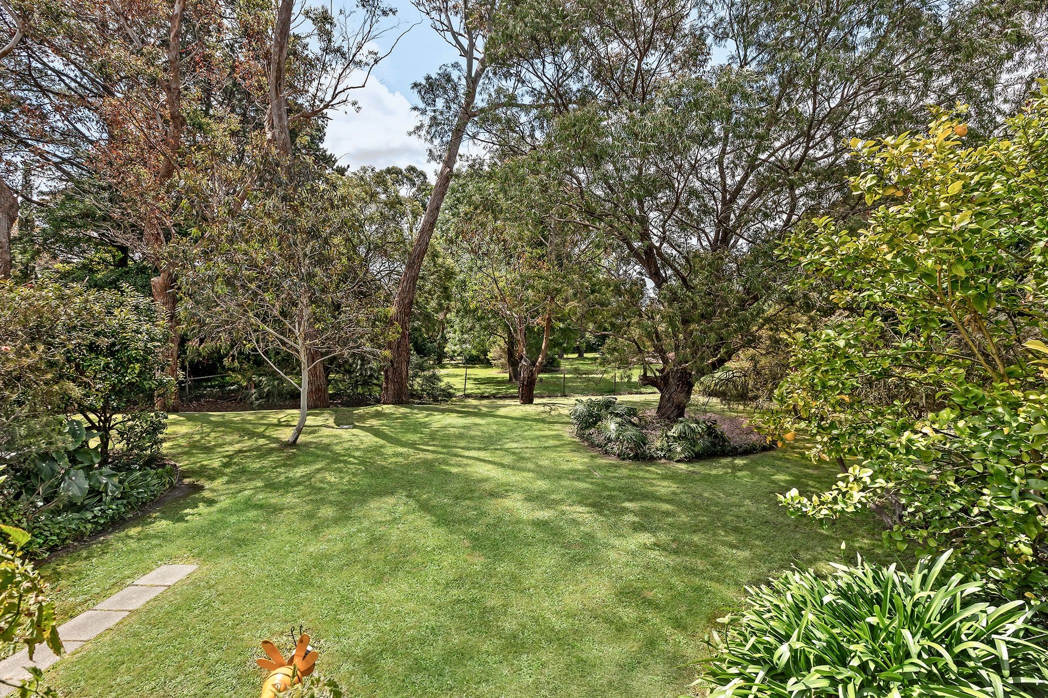 3 Elonara Court, Wheelers Hill VIC 3150, Wheelers Hill - Thumbnail 4