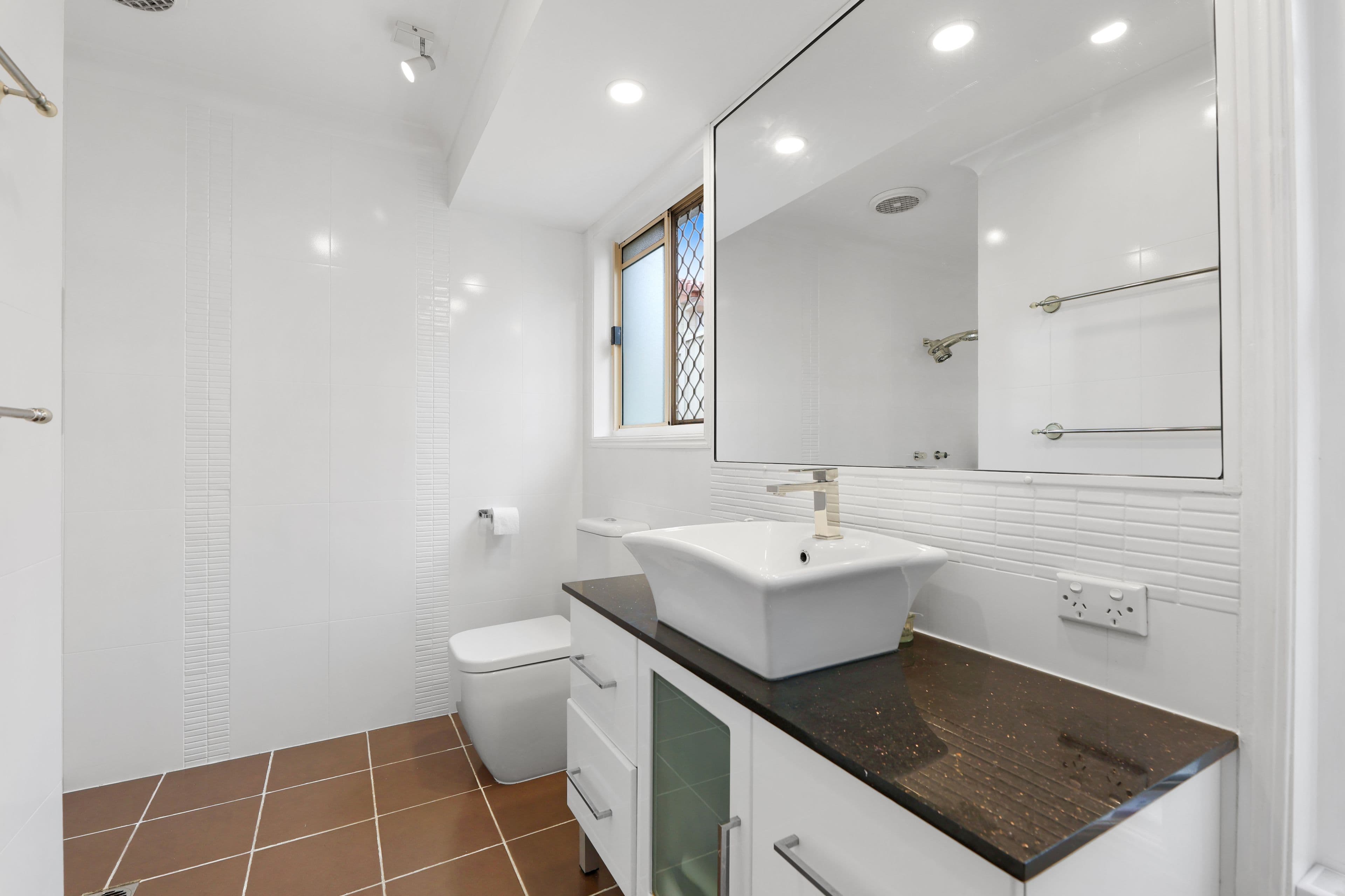 30 Clubhouse Drive, Arundel QLD 4214, Arundel - Thumbnail 8