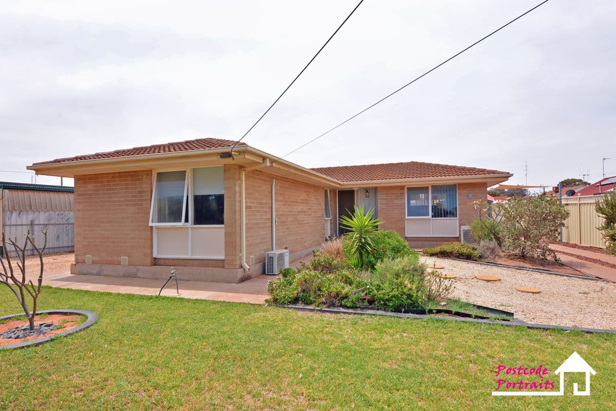 70 Flinders Avenue, Whyalla Stuart SA 5608, Whyalla Stuart - Image 1