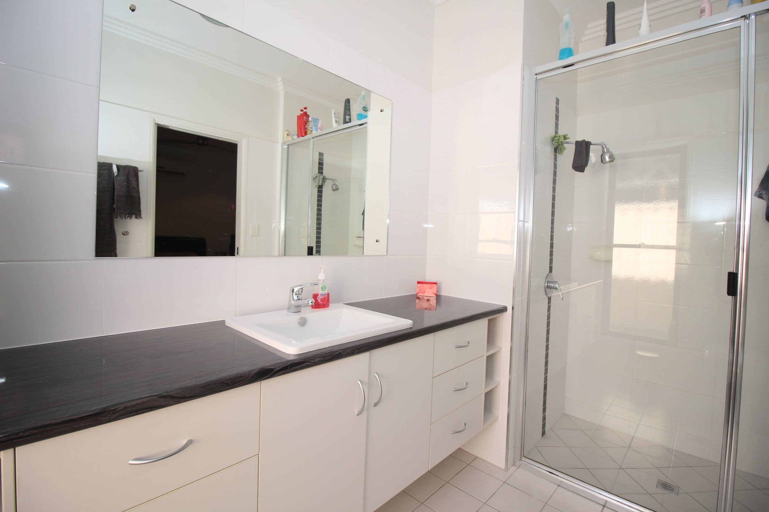 8 Moriarty Street, Emerald QLD 4720, Emerald - Thumbnail 7