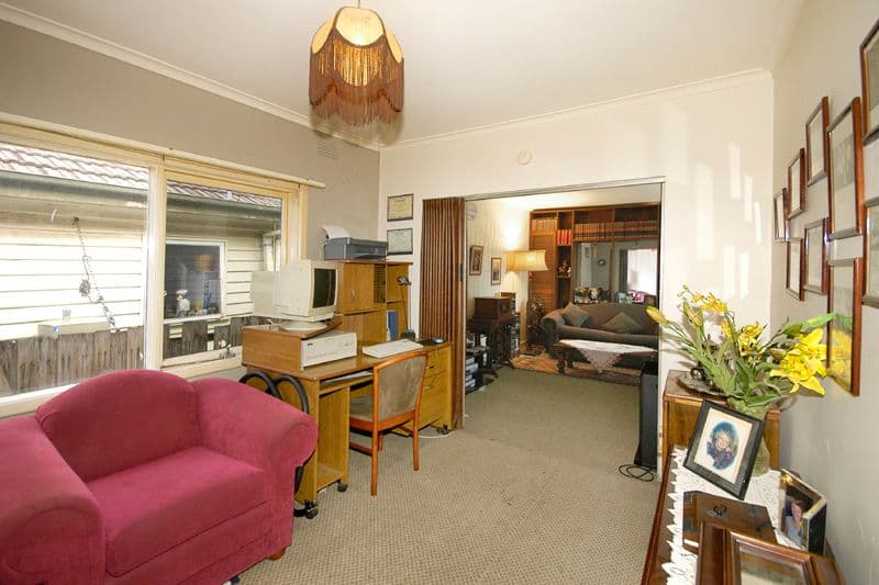 13 Eumarella Street, TULLAMARINE VIC 3043, Tullamarine - Thumbnail 6