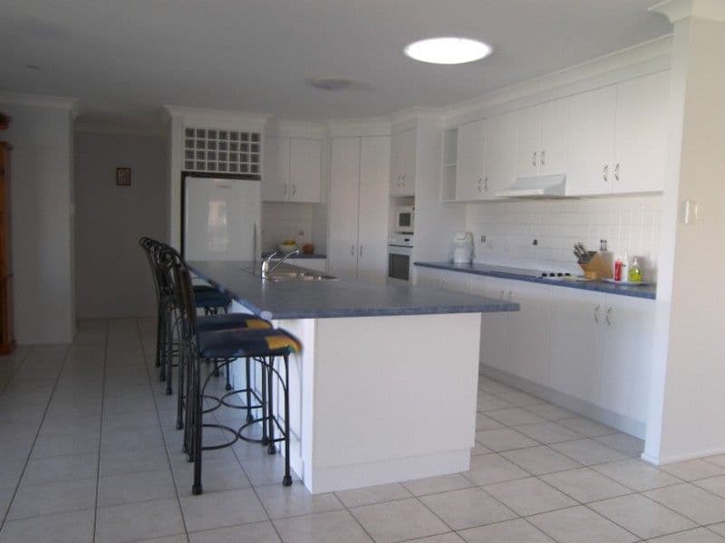 29 Springfield Drive, NORMAN GARDENS QLD 4701, Norman Gardens - Thumbnail 5