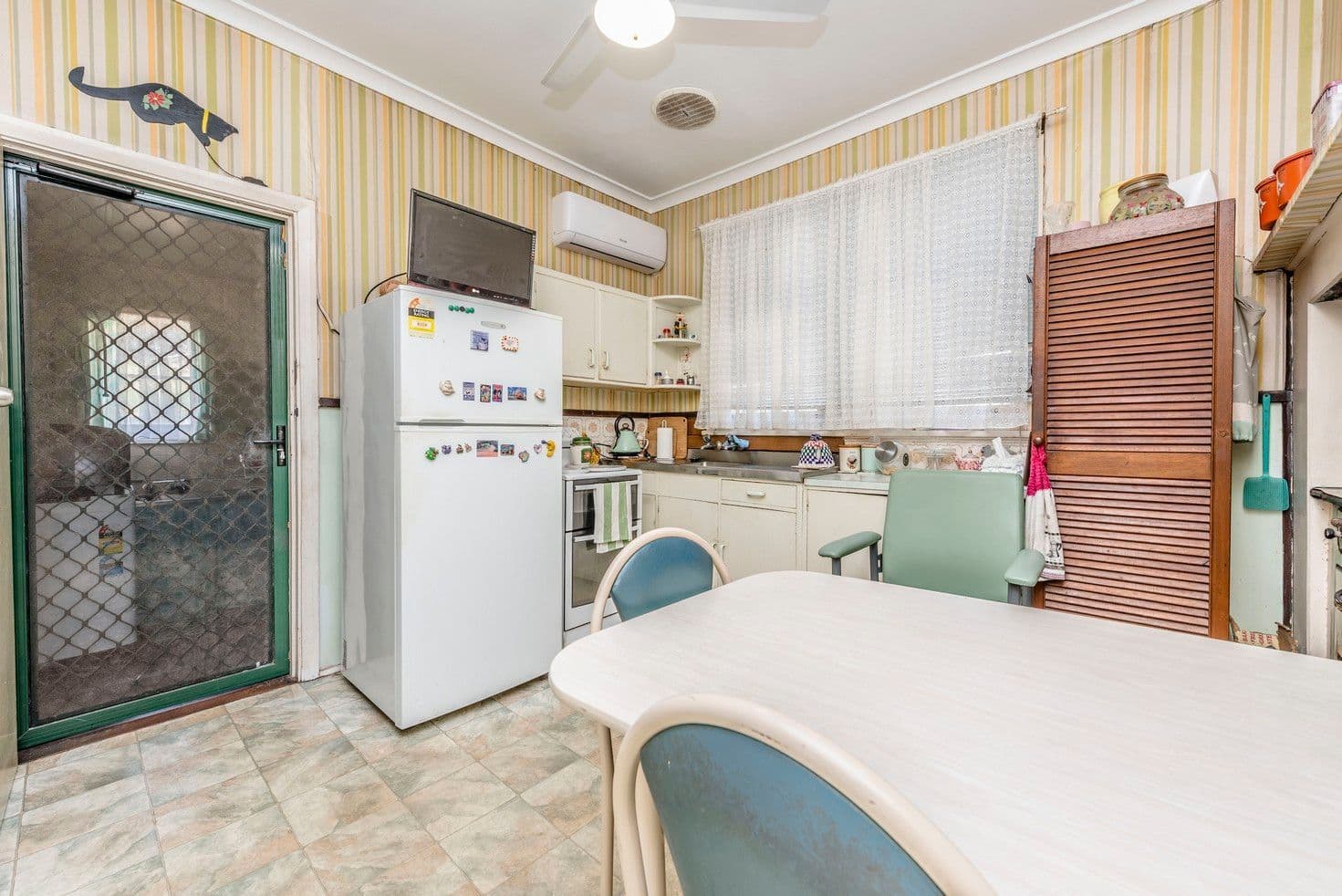 9 Moses Street, Geraldton WA 6530, Geraldton - Thumbnail 4