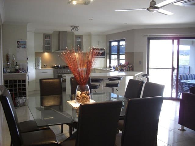 77 Gingham Street, GLENELLA QLD 4740, Glenella - Thumbnail 5