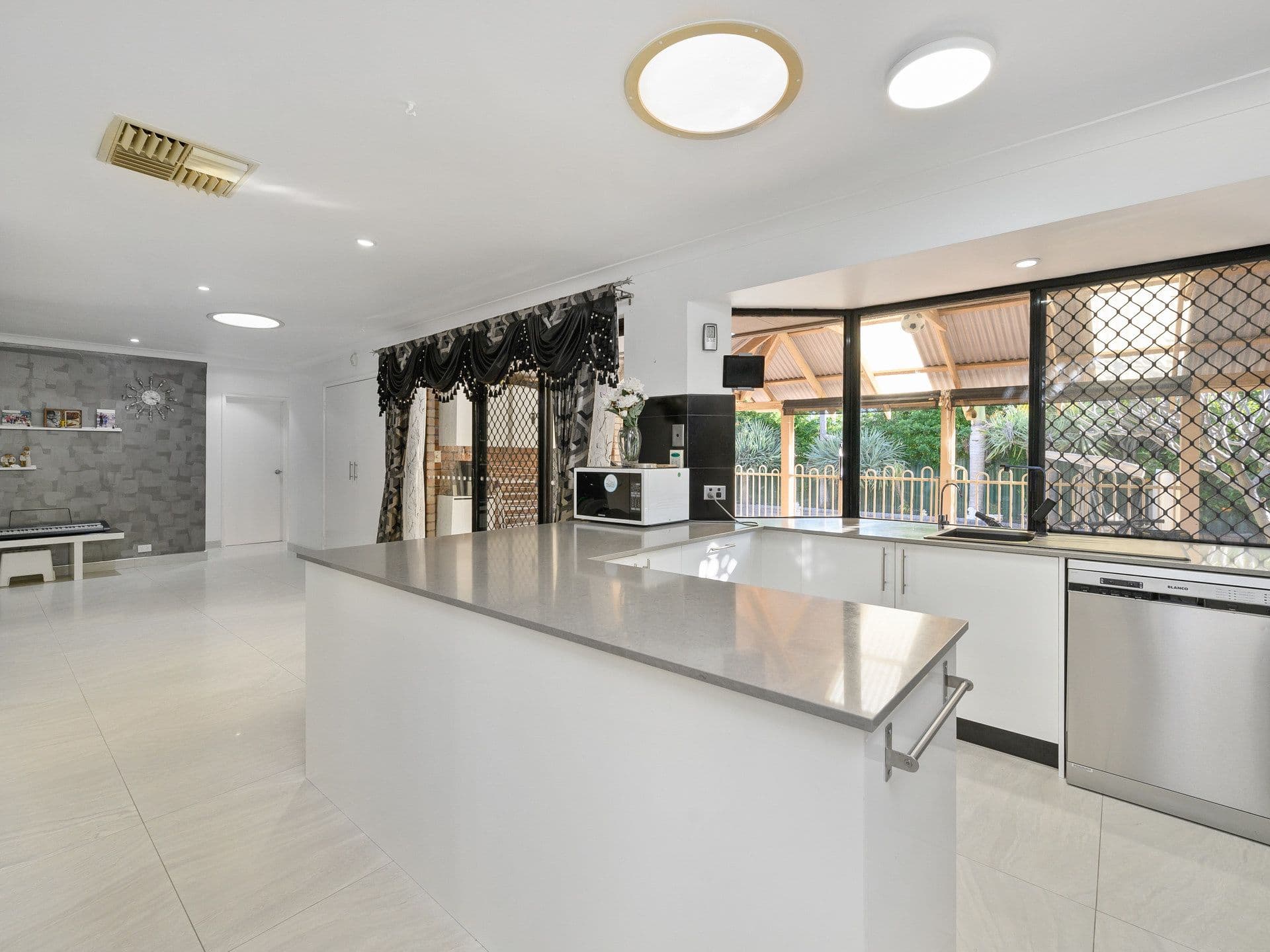 35 Adenmore Way, Kingsley WA 6026, Kingsley - Thumbnail 7