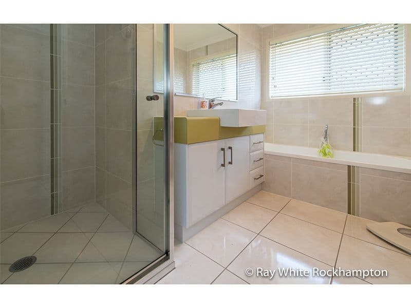 14 Cycad Court, Norman Gardens QLD 4701, Norman Gardens - Thumbnail 4