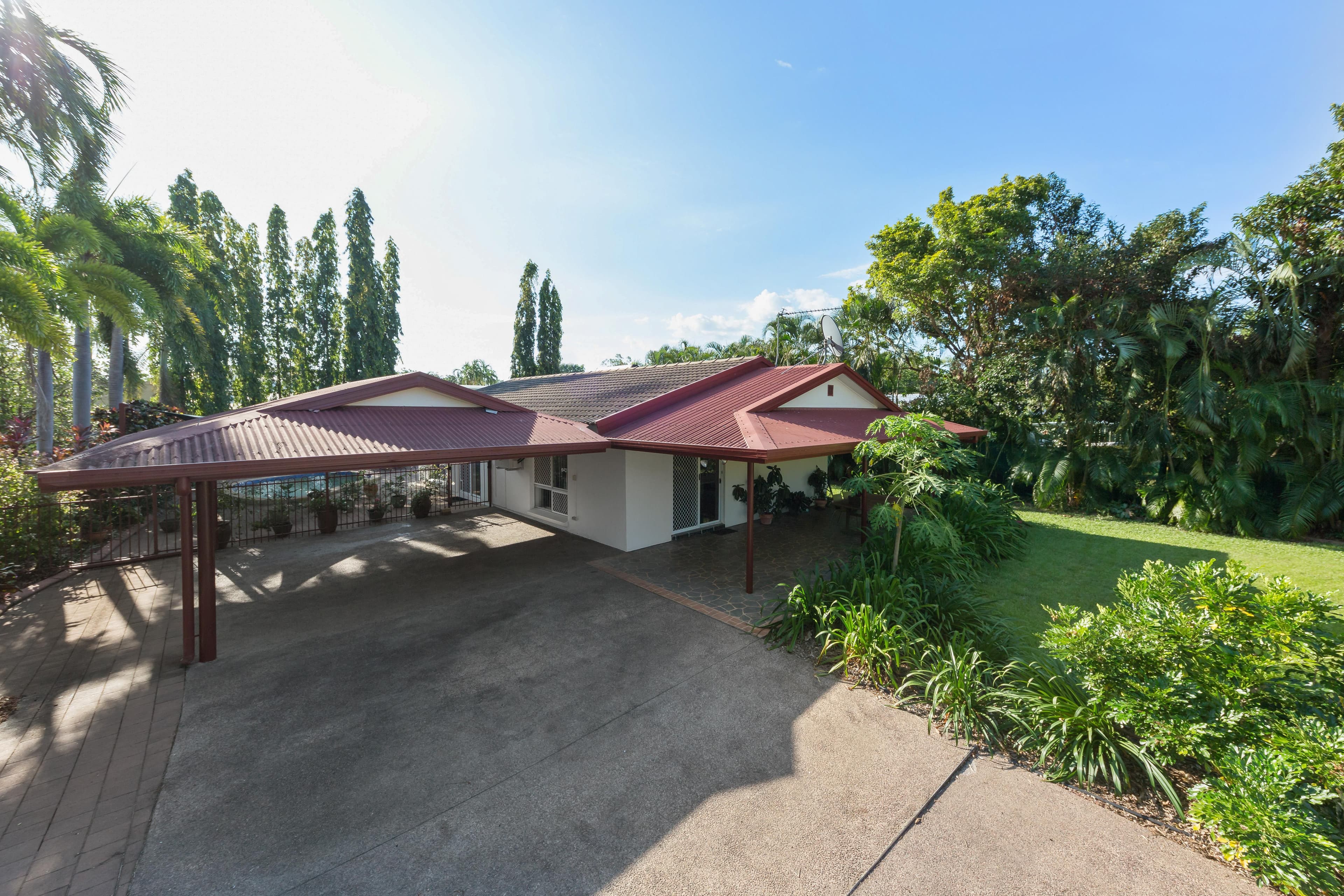 LAURIETON, Laurieton - Image 1