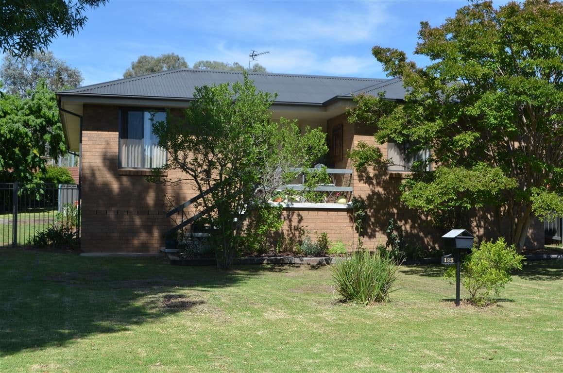 185 Lambie Street, Tumut - Image 1