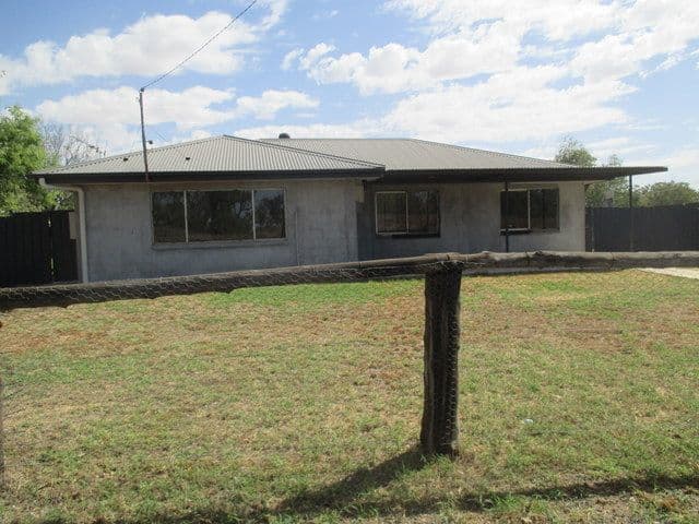 14 Coonamble Terrace, Coonamble - Image 1