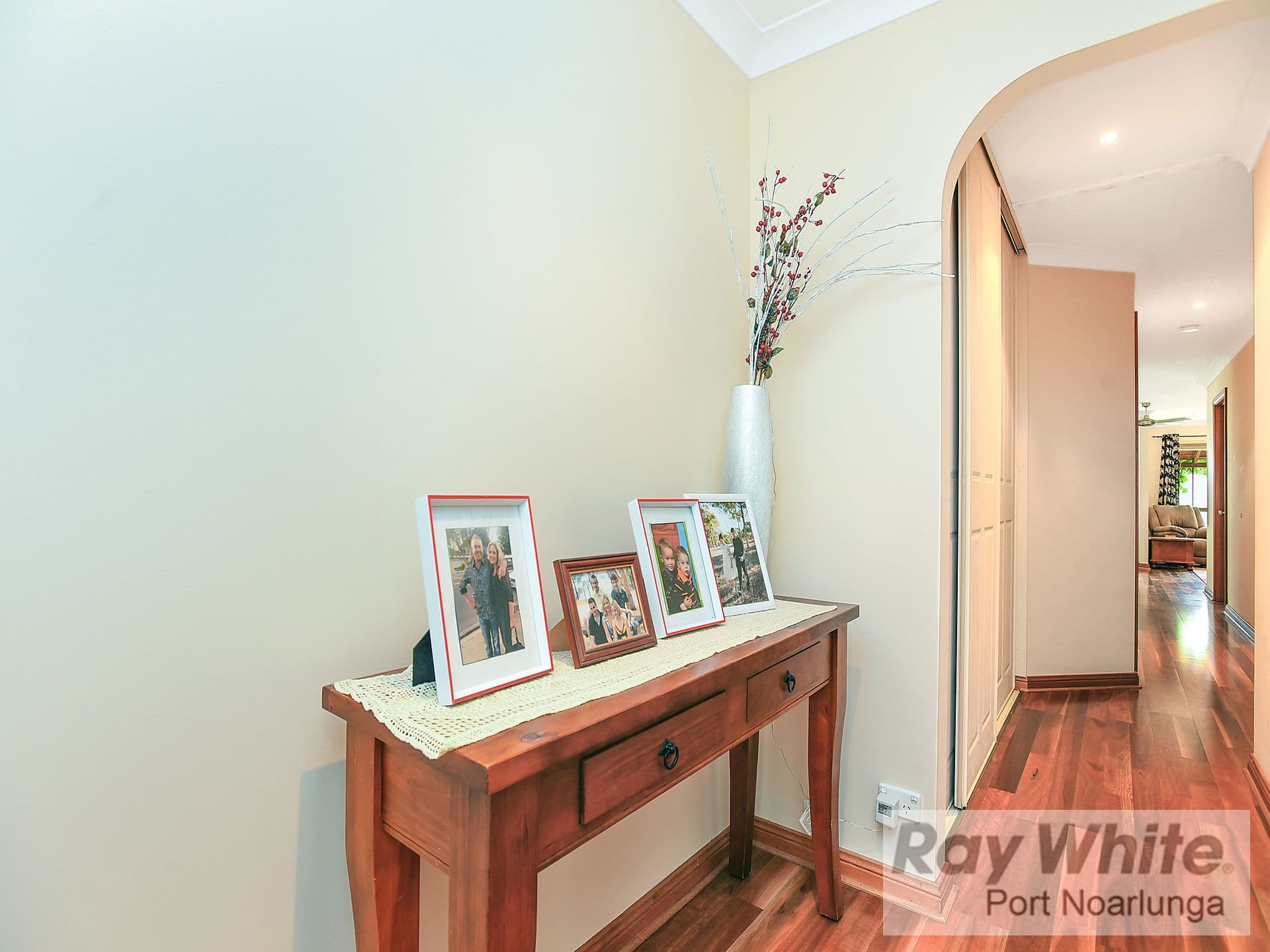 32 Sovereign Drive, Woodcroft SA 5162, Woodcroft - Thumbnail 3