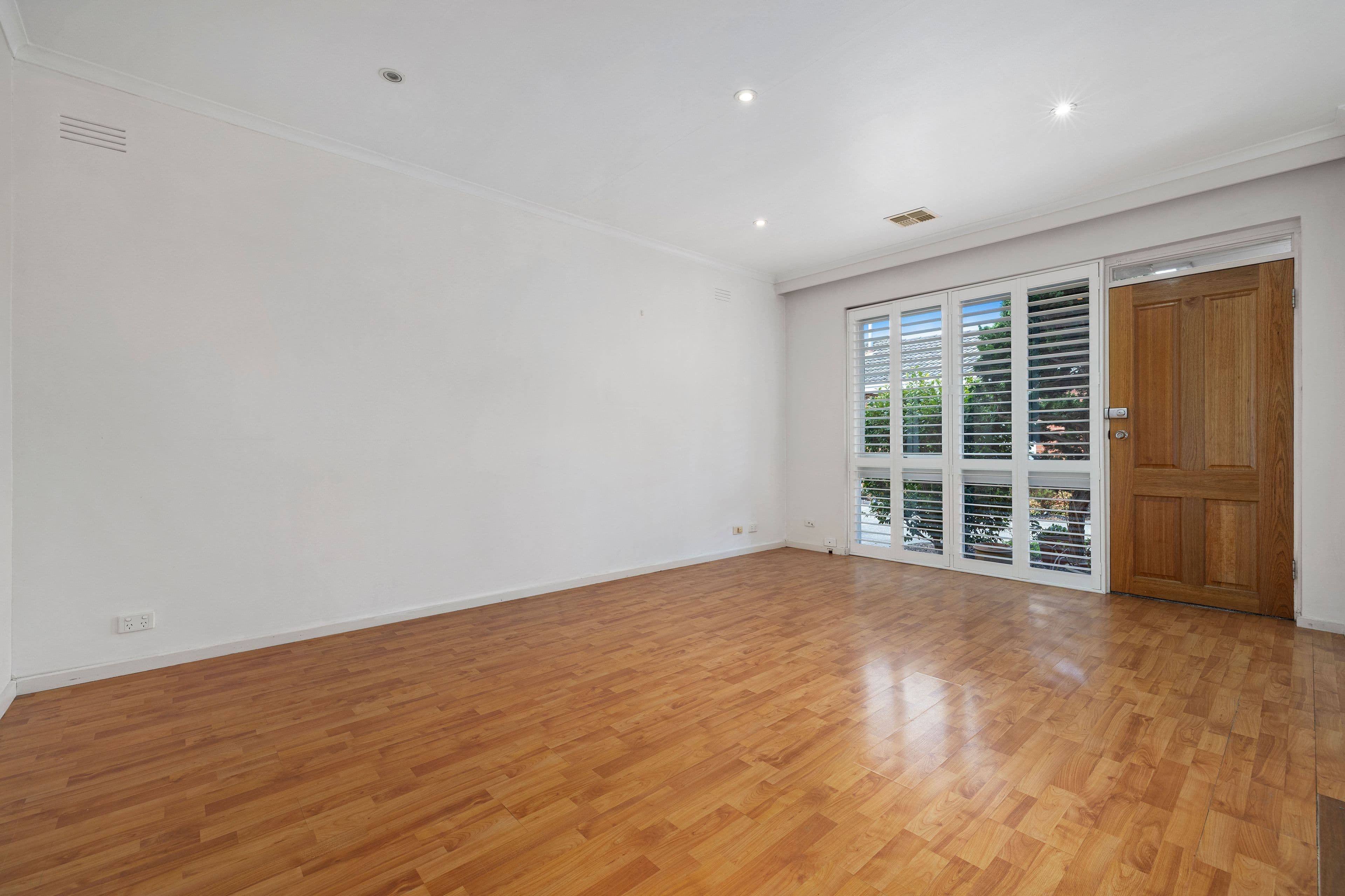 13 Kelly Avenue, Hampton East VIC 3188, Hampton East - Thumbnail 3