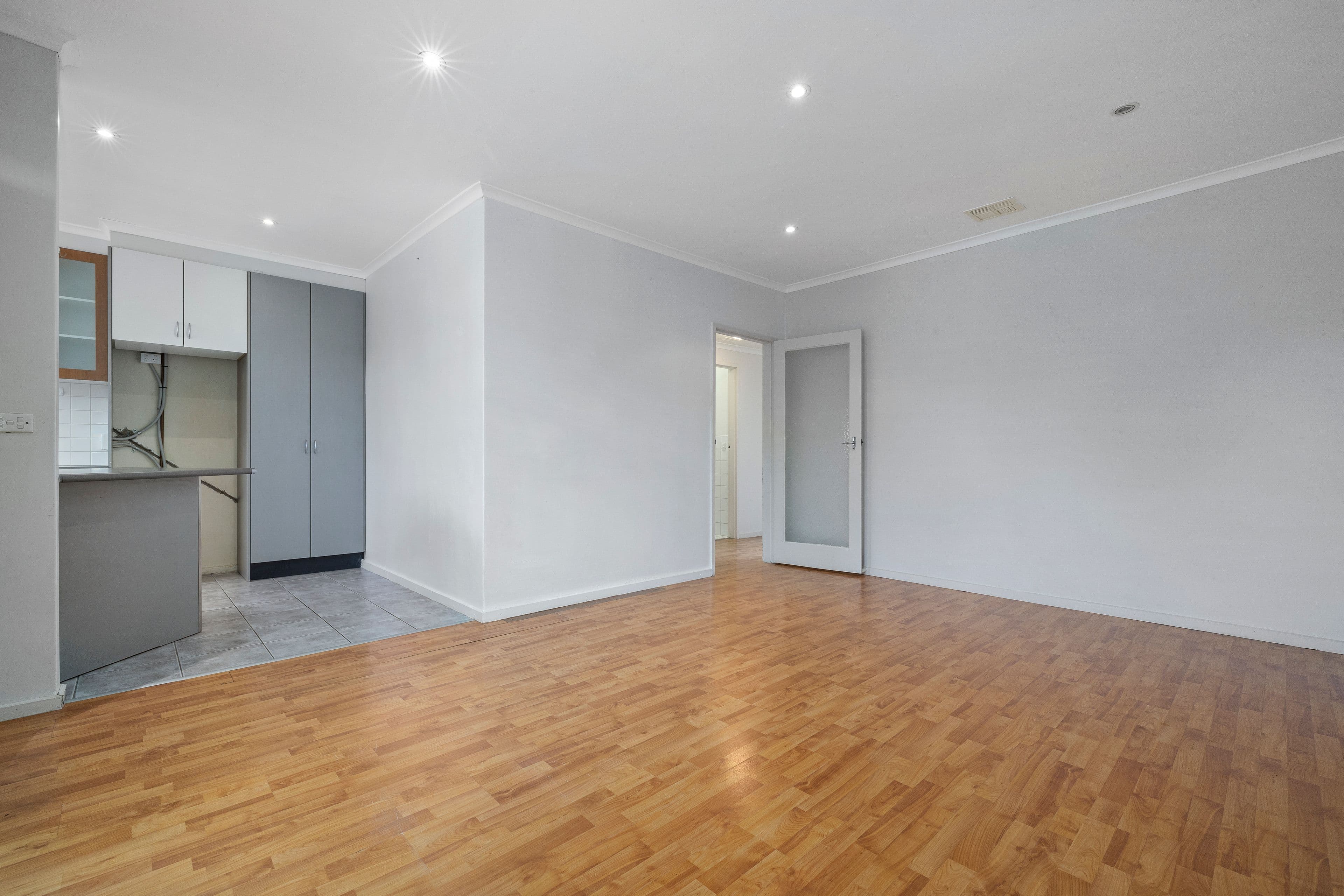 13 Kelly Avenue, Hampton East VIC 3188, Hampton East - Thumbnail 4