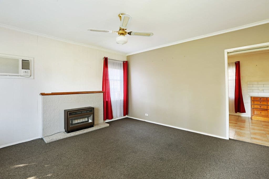7 Vermont Avenue, Corio VIC 3214, Corio - Thumbnail 2