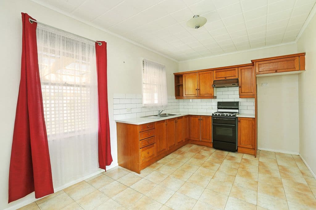 7 Vermont Avenue, Corio VIC 3214, Corio - Thumbnail 3