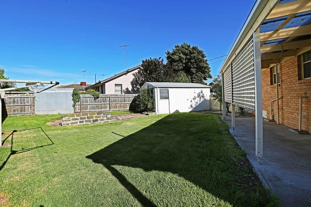 7 Vermont Avenue, Corio VIC 3214, Corio - Thumbnail 5