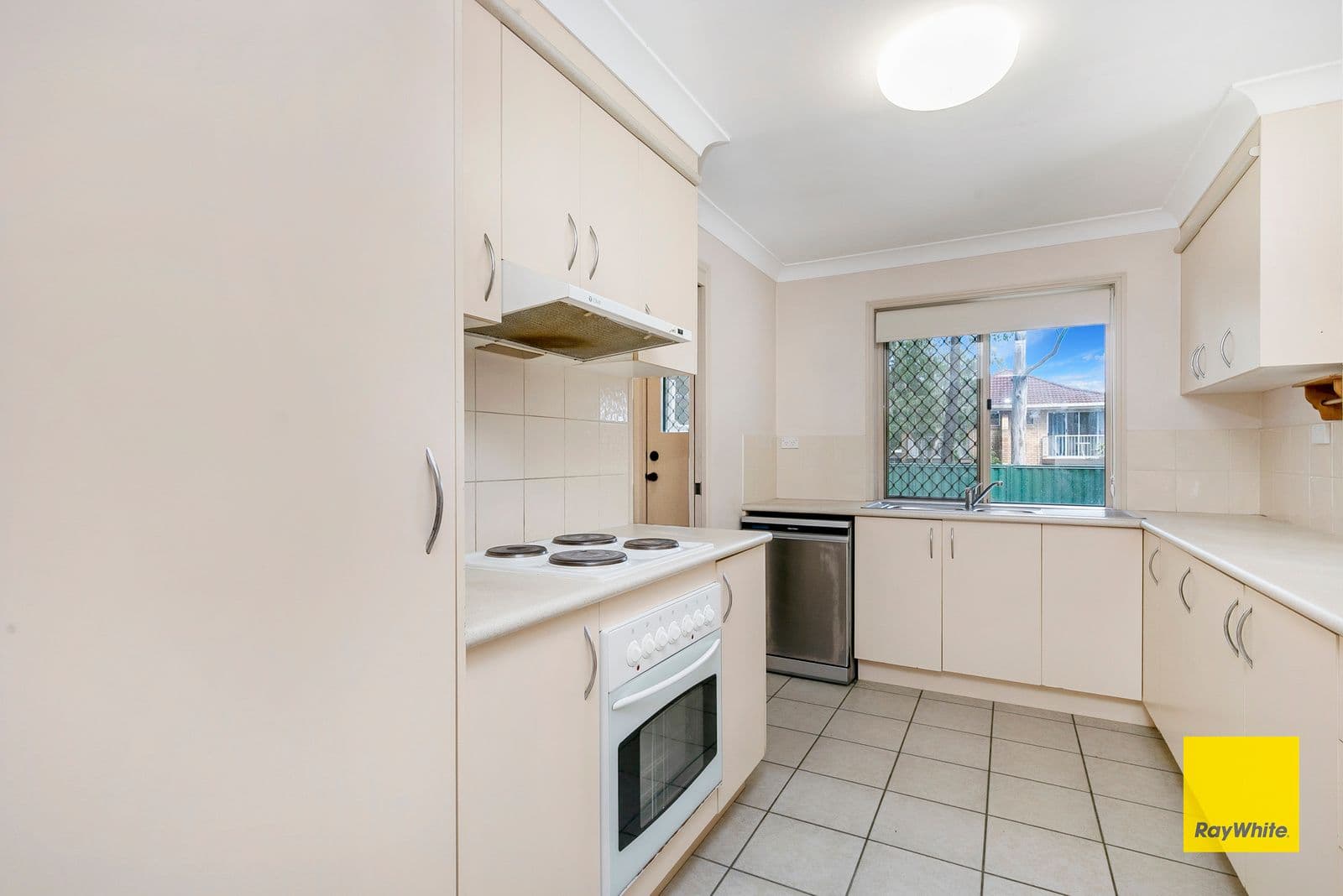 2 Denison Court, Capalaba QLD 4157, Capalaba - Thumbnail 5
