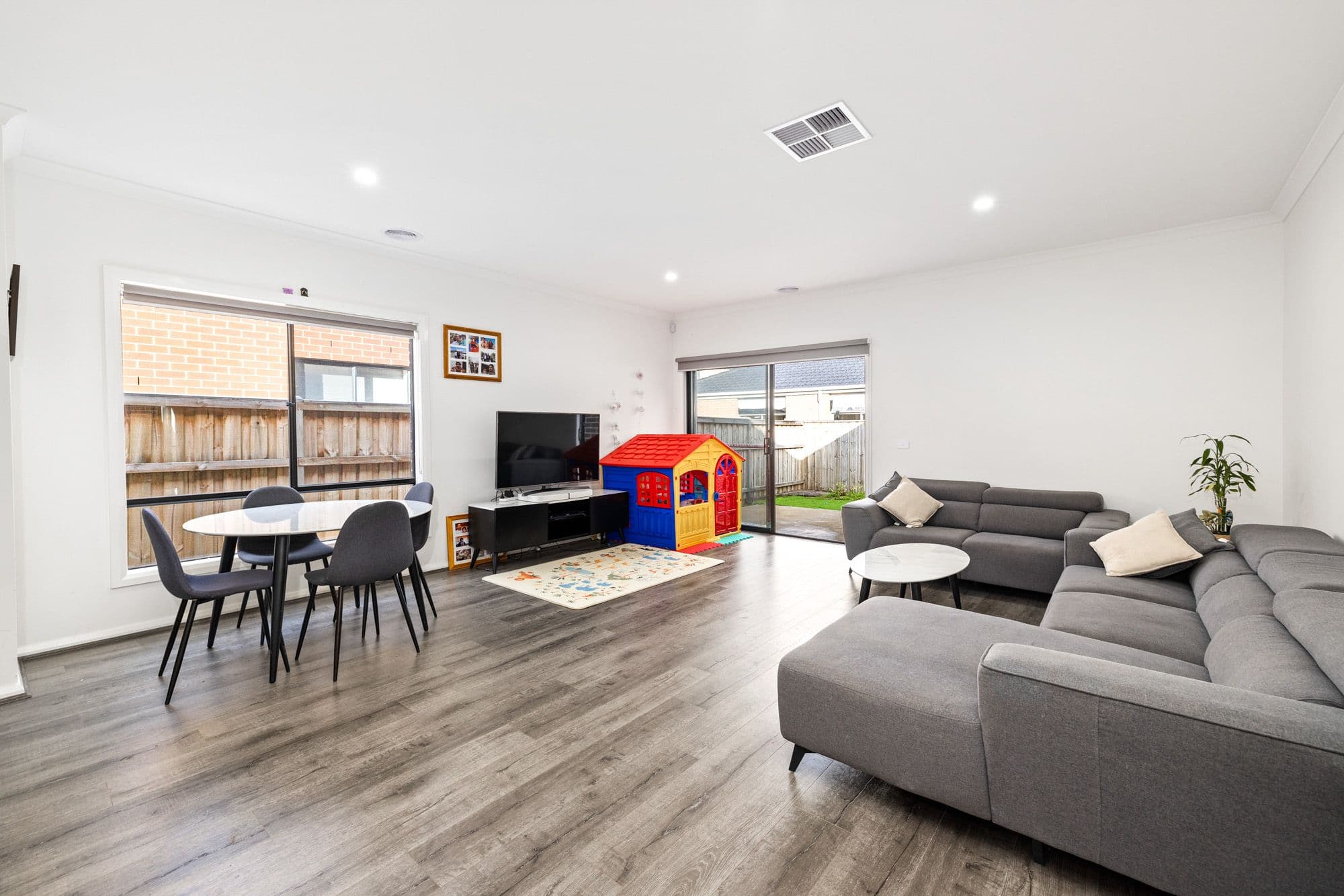 18 Kallang Road, Wyndham Vale VIC 3024, Wyndham Vale - Thumbnail 5