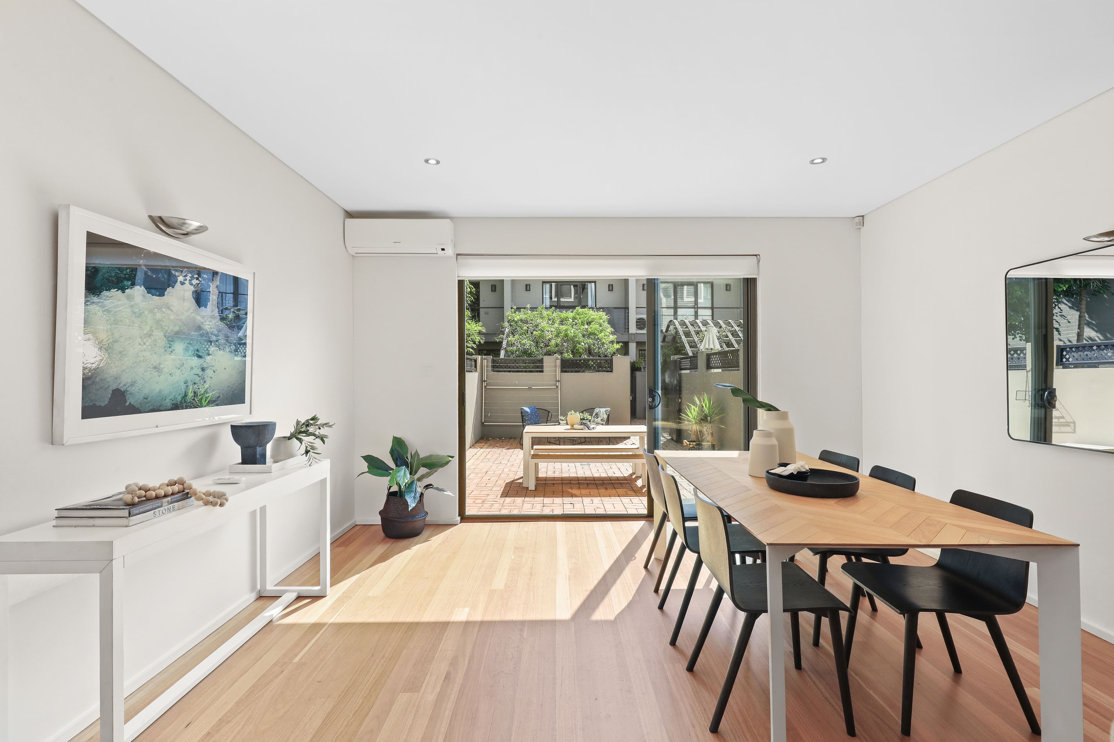 211 Lyndhurst Lane, Rosenthal Heights - Thumbnail 5