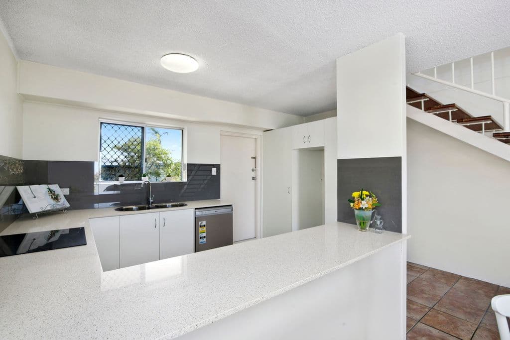 206 Pacific Parade, Bilinga QLD 4225, Bilinga - Thumbnail 4