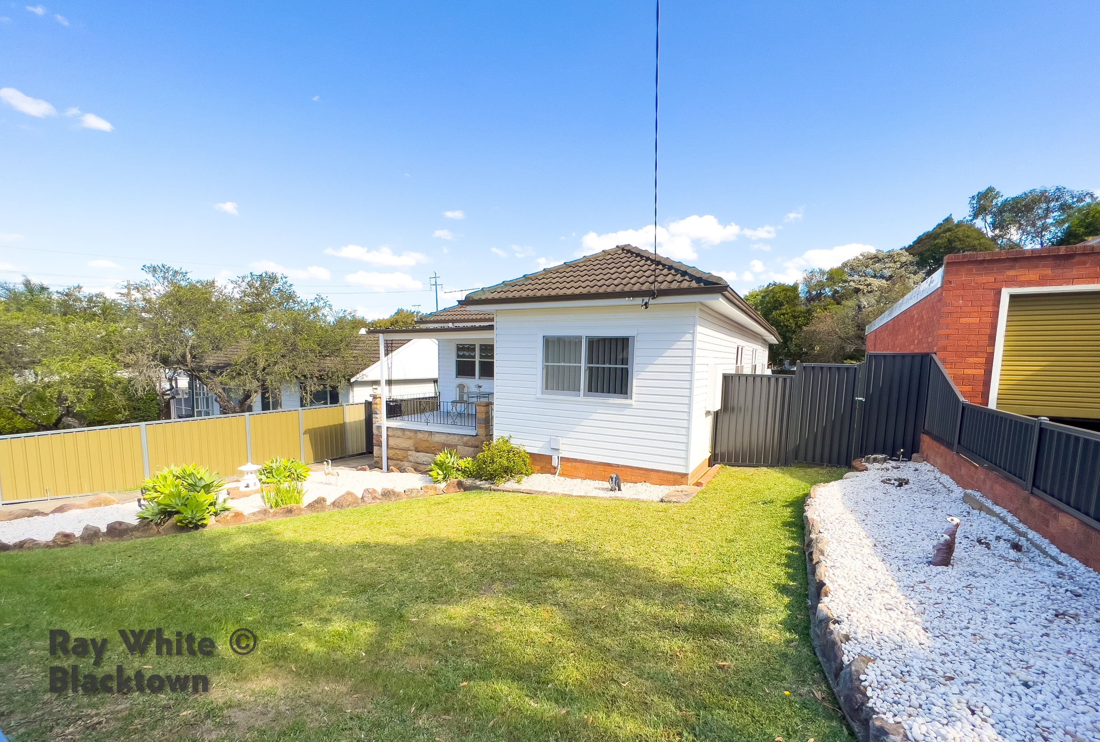 4 Jones Street, Blacktown NSW 2148, Blacktown - Thumbnail 2
