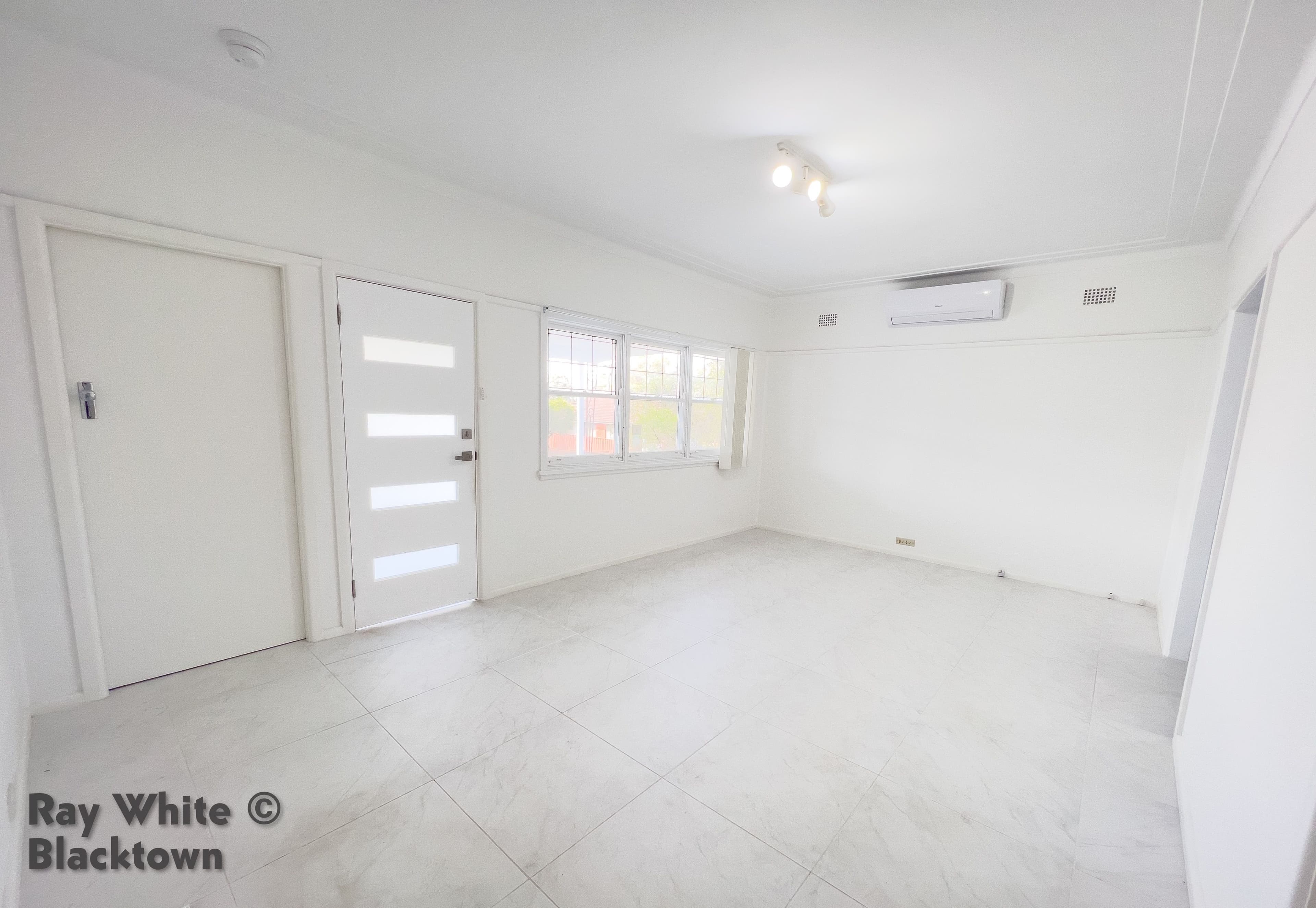 4 Jones Street, Blacktown NSW 2148, Blacktown - Thumbnail 3
