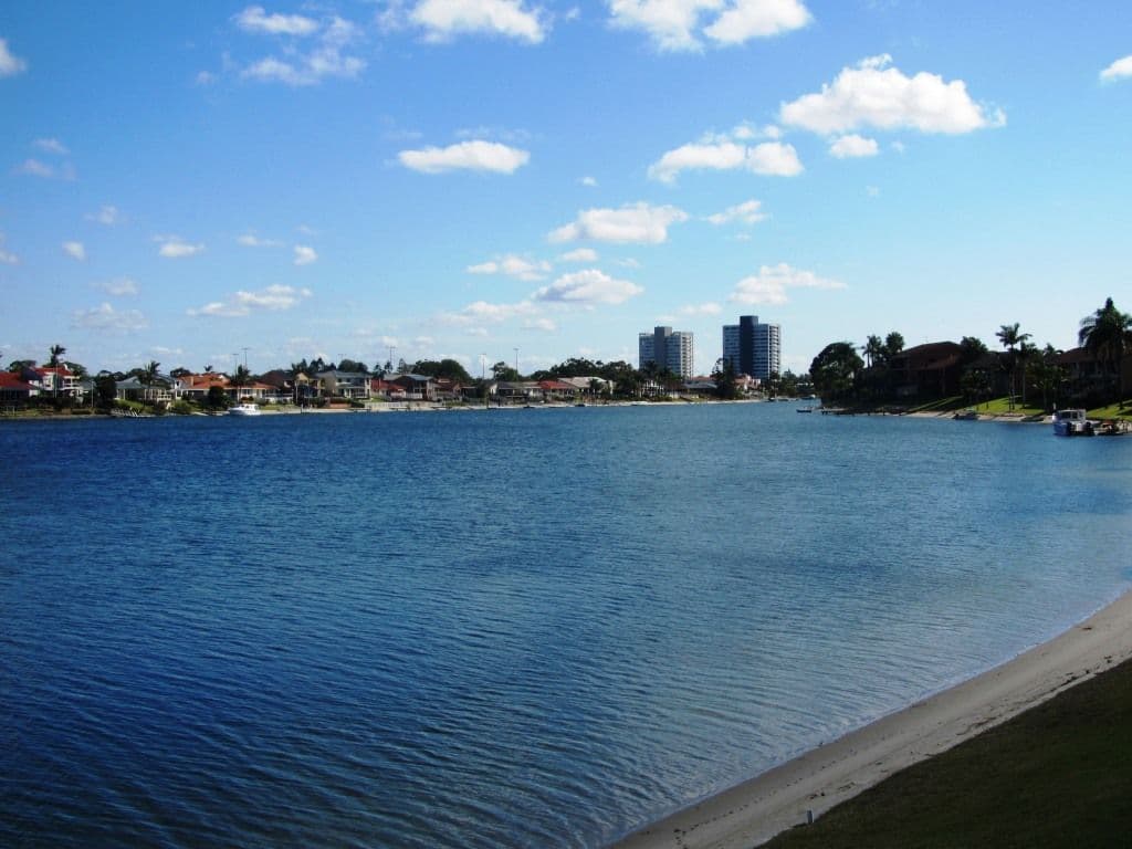 3 Jodie Court, MERMAID WATERS QLD 4218, Mermaid Waters - Thumbnail 3