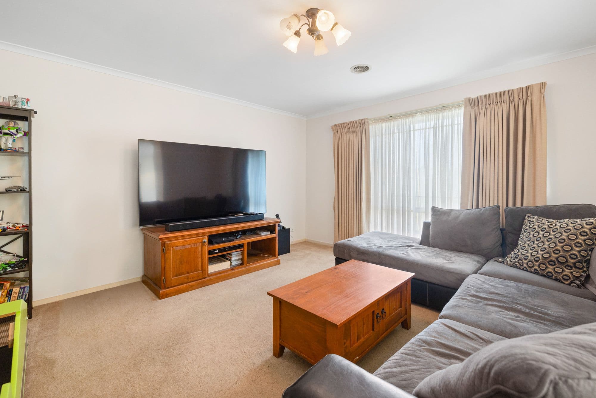56 Grevillea Crescent, Hoppers Crossing VIC 3029, Hoppers Crossing - Thumbnail 6