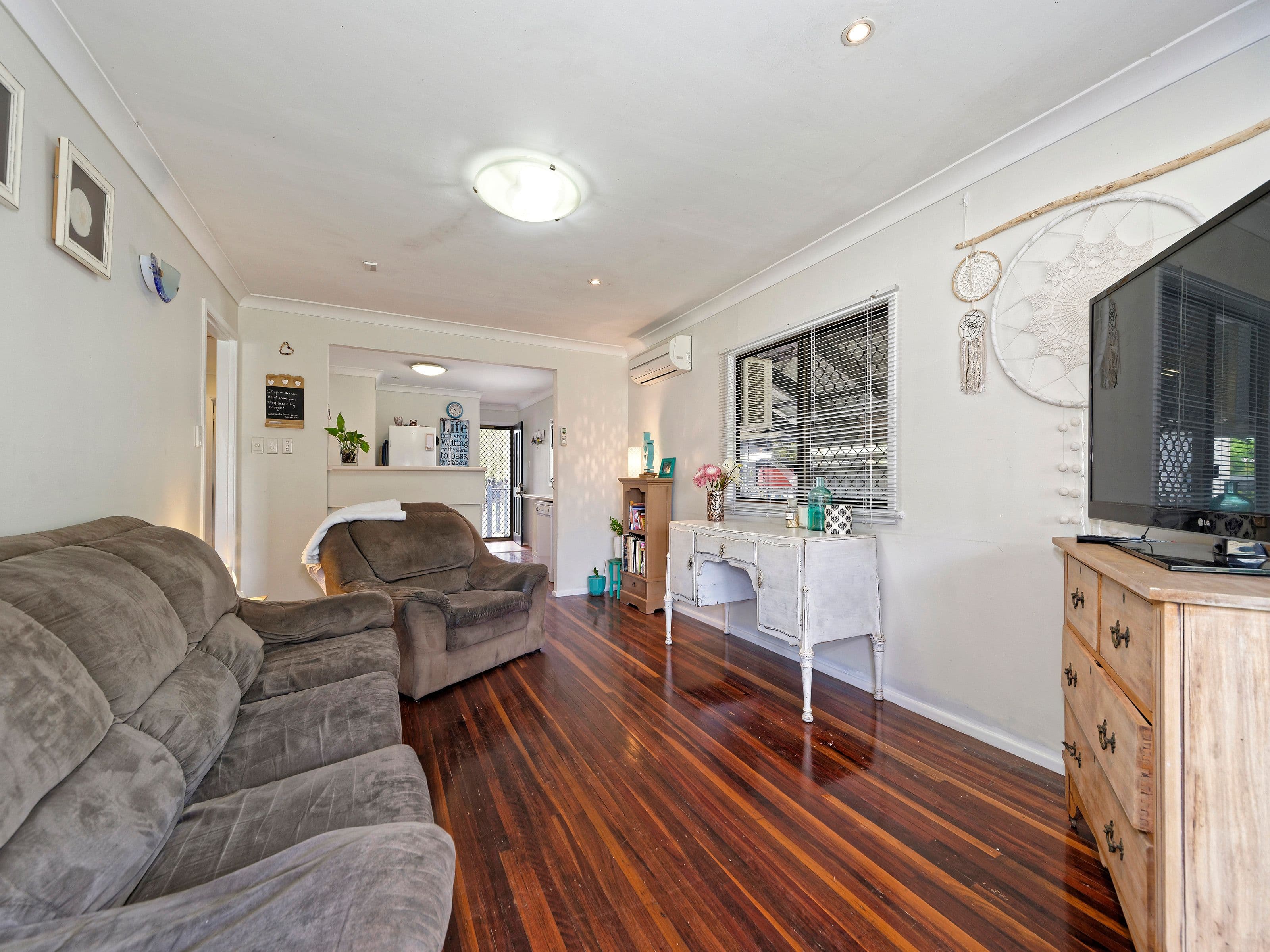 21 Frank Street, Scarborough QLD 4020, Scarborough - Thumbnail 3