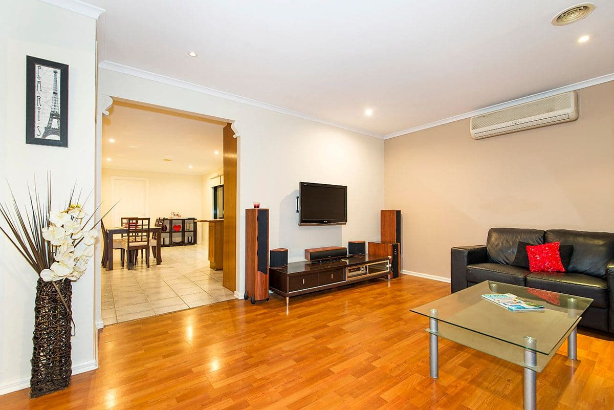 2 Woodfull Way, Epping VIC 3076, Epping - Thumbnail 4