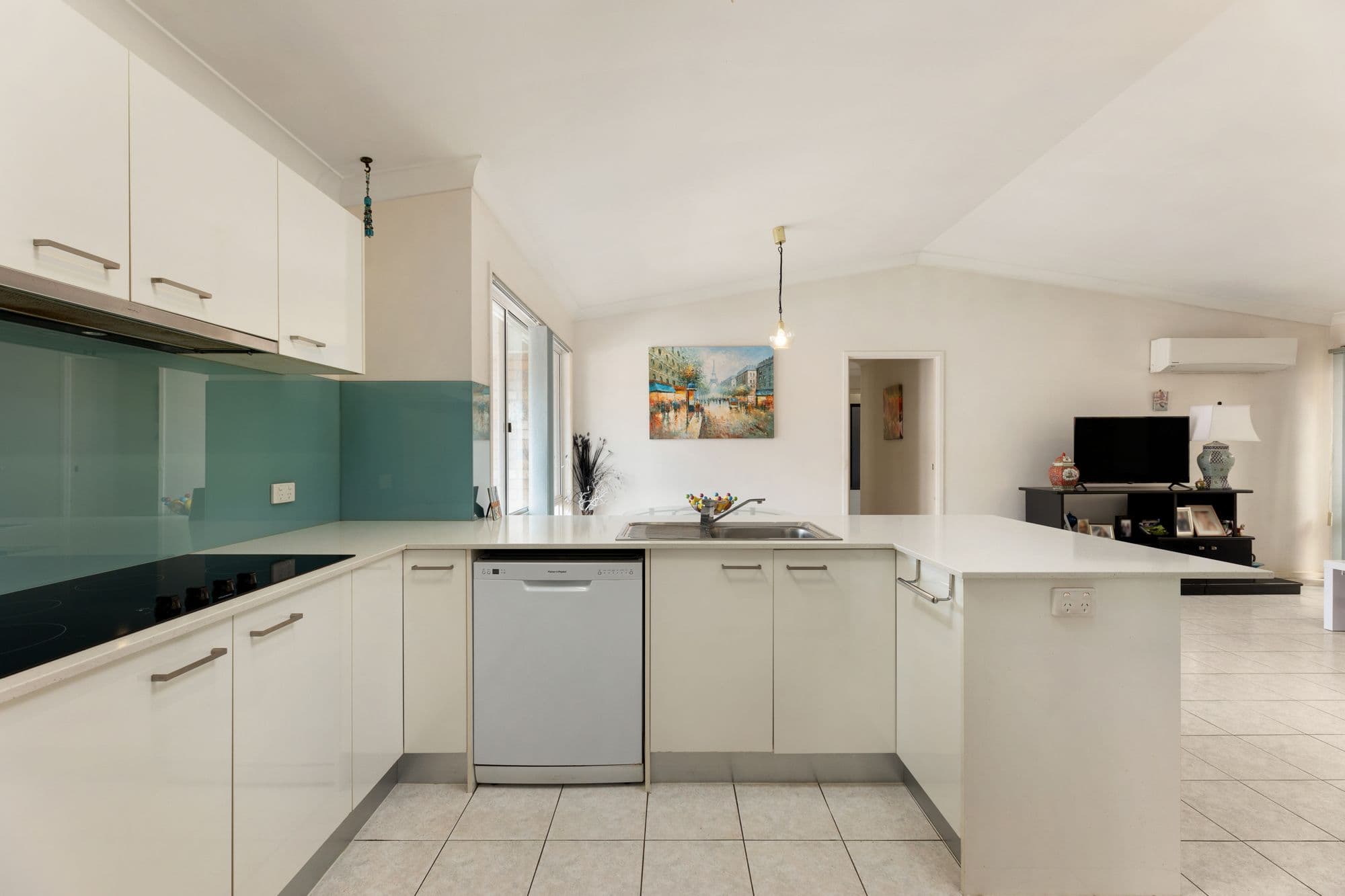 18 Gertrude Street, Boondall QLD 4034, Boondall - Thumbnail 8