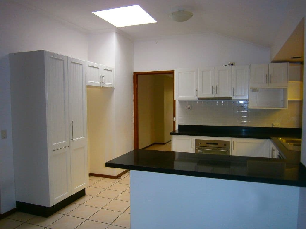 22 Avondale Road, Sinnamon Park QLD 4073, Sinnamon Park - Thumbnail 6