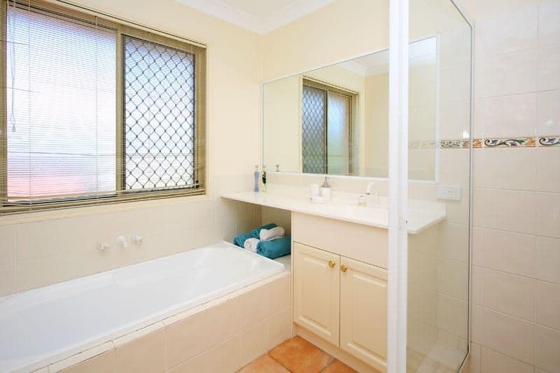 176 Galaxy Street, BRIDGEMAN DOWNS QLD 4035, Bridgeman Downs - Thumbnail 6