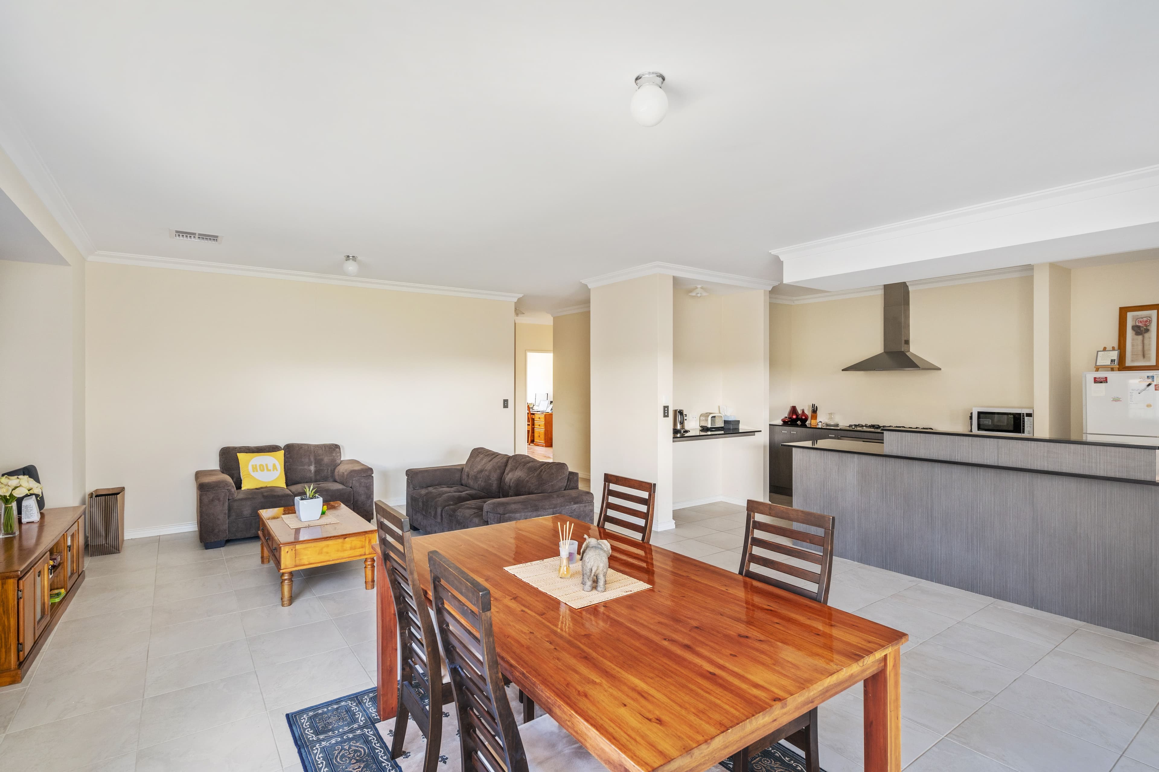 19 Caraway Street, TREEBY WA 6164, Treeby - Thumbnail 4