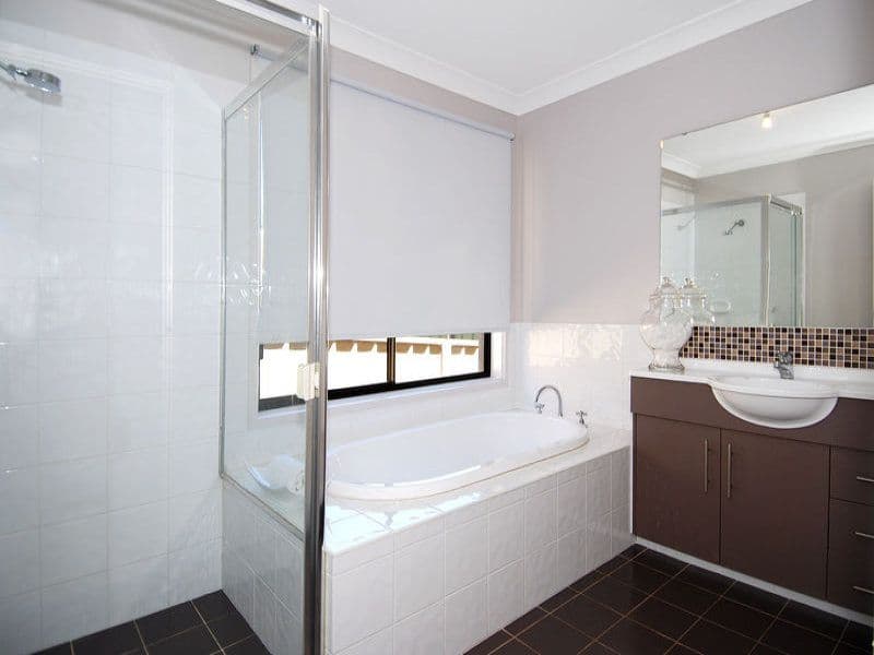 38 Ashburton Drive, ALBION PARK NSW 2527, Albion Park - Thumbnail 4