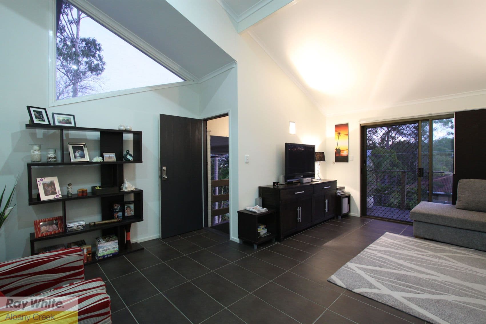 52 Gilford Crescent, ALBANY CREEK QLD 4035, Albany Creek - Thumbnail 7