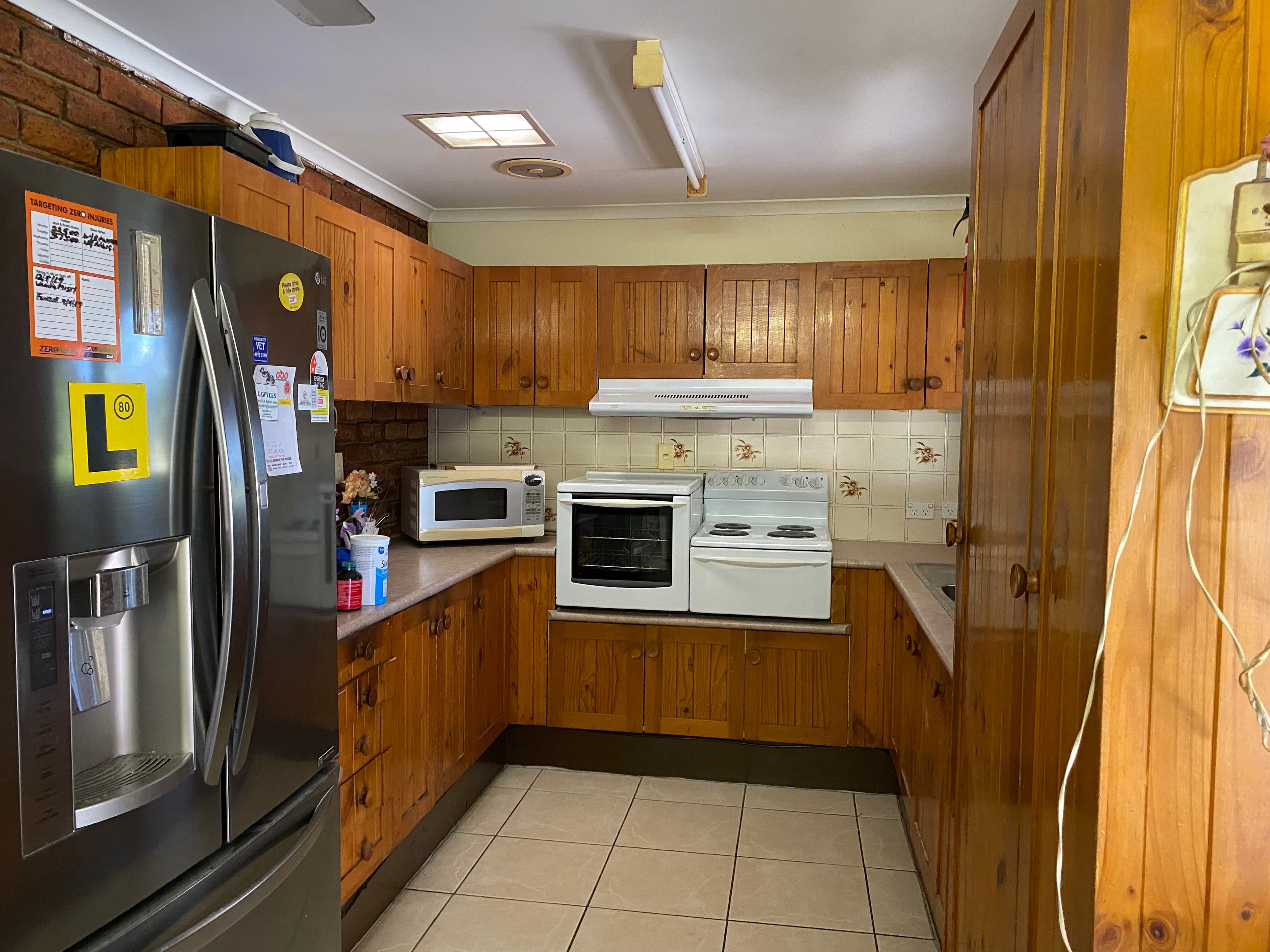 14 Mercedes Street, Clinton QLD 4680, Clinton - Thumbnail 3