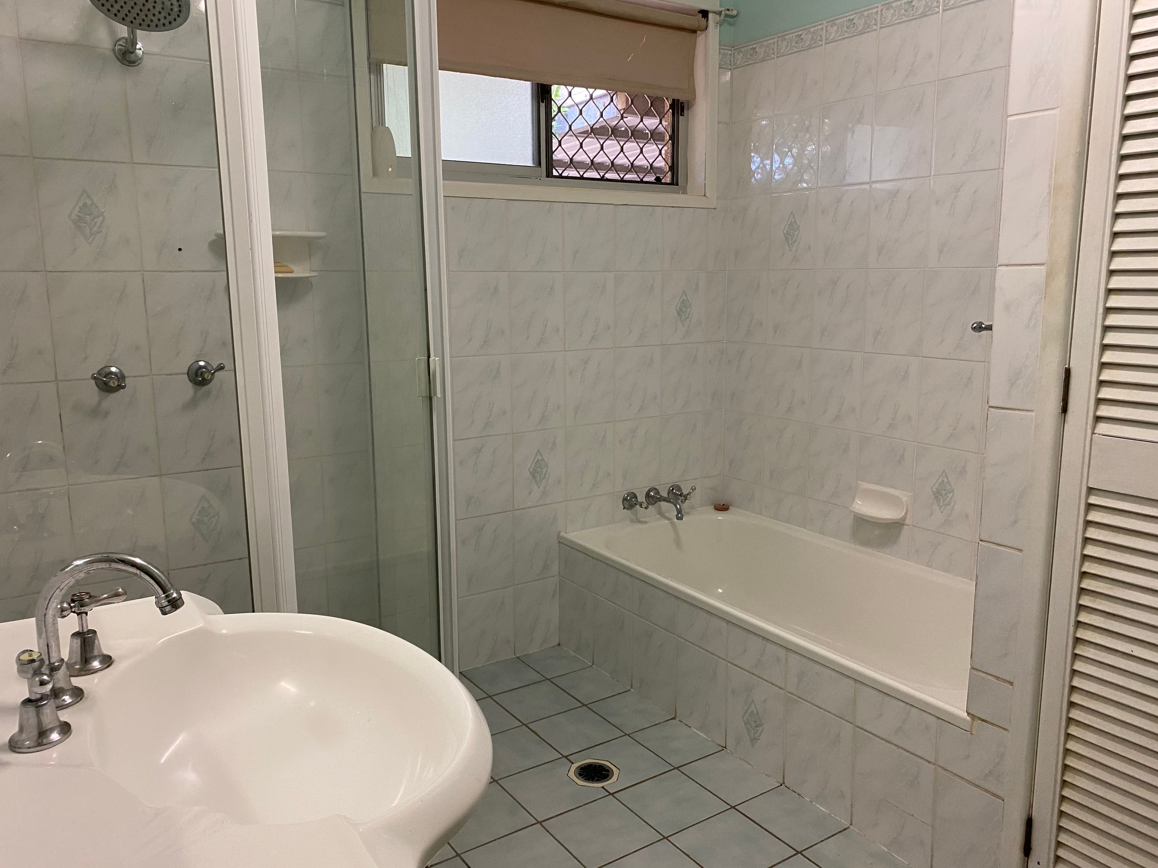 14 Mercedes Street, Clinton QLD 4680, Clinton - Thumbnail 8