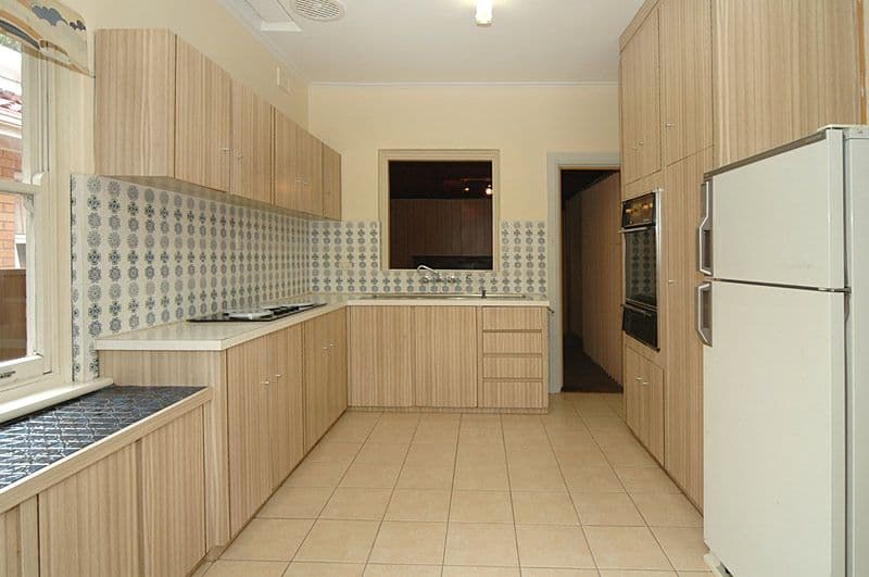 22 Wentworth Avenue, BEDFORD PARK SA 5042, Bedford Park - Thumbnail 2