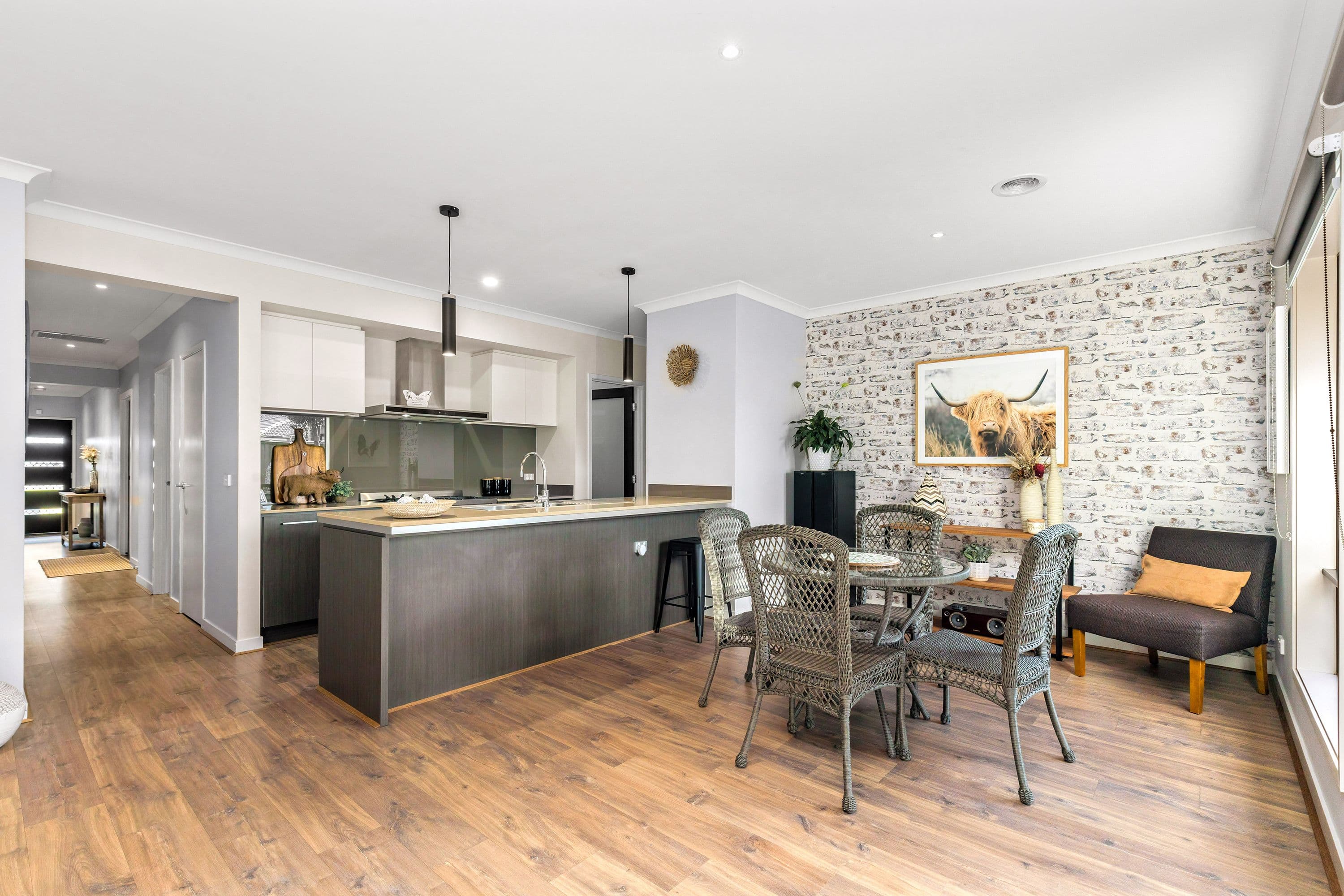 41 Springleaf Avenue, Clyde North VIC 3978, Clyde North - Thumbnail 6