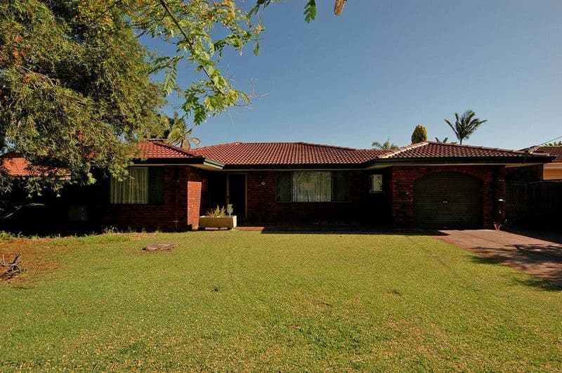 10 Walkington Way, EDEN HILL WA 6054, Eden Hill - Image 1