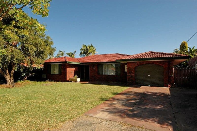 10 Walkington Way, EDEN HILL WA 6054, Eden Hill - Thumbnail 2