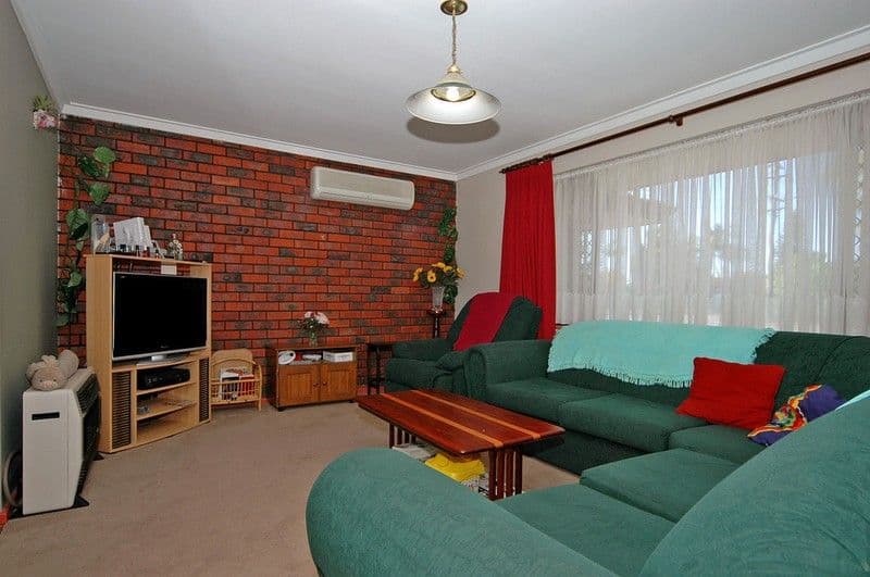 10 Walkington Way, EDEN HILL WA 6054, Eden Hill - Thumbnail 4
